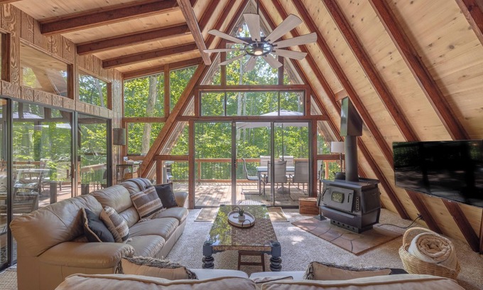 Innsbrook Chalet De Esquí | Wilderness on Wunderbar by Innsbrook Vacations!