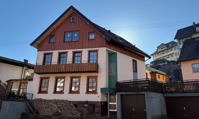Bad Wildbad Apartamento | Wildneschd - Cozy, central location & Black Forest Plus included
