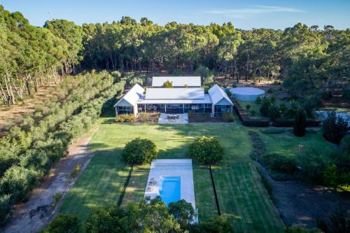 Yallingup Casa | Wildwood Grove I Private Properties