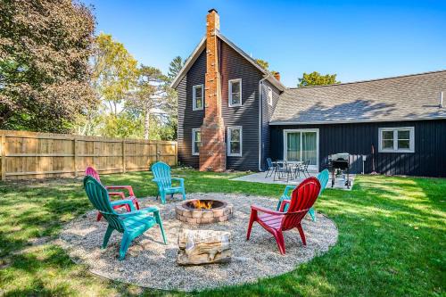 Douglas Casa | Wiley Farmhouse