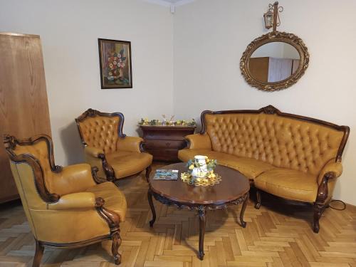 Checiny Cama Y Desayuno | Willa Bona blisko Zamku Królewskiego i Rezerwatu zapraszam na grę miejską Magiczne Chęciny
