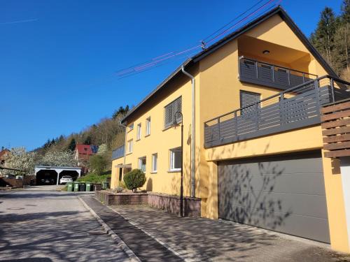 Hoefen an der Enz Apartamento | Willkommen im Nordschwarzwald