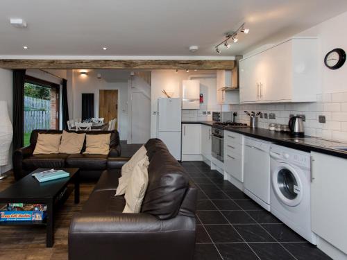 Wootton Bridge Casa | Willow Barn - Fernhill Farm
