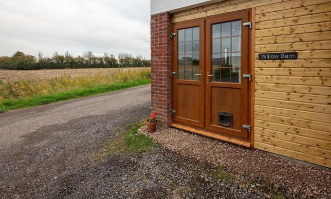Weston-super-Mare Apartamento | Willow Barn, new family-friendly barn conversion.