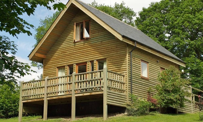 Richmond Cabaña | Willow Cottage Estilo Lodge en los valles de Yorkshire, tiene capacidad para 4, familia y mascotas