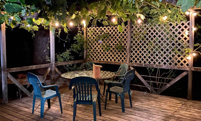 Willow Creek Casa | Willow Creek Hideaway w/ Deck, 1 Mi to River!