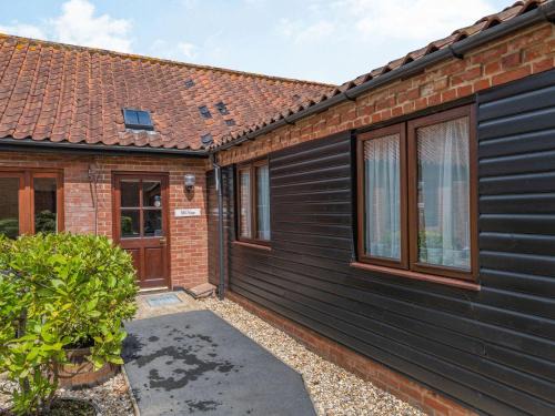 Wood Norton Casa | Willow