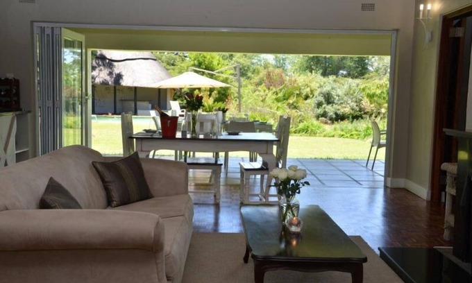 Harare East Cabina | Willow Lodge