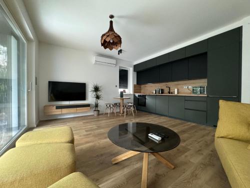 Balatonfuzfo Apartamento | Willow Nest