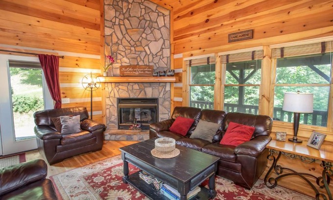 Boone Casa | Willow Valley View