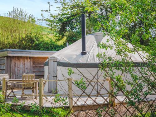 Bridport Casa | Willow Yurt - Ukc6947
