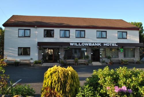 Largs Hotel | Willowbank Hotel