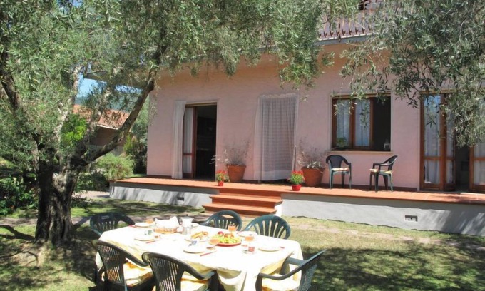 Capanne-Prato-Cinquale Apartamento | Apartamento Wilma en Montignoso - 8 personas, 3 dormitorios