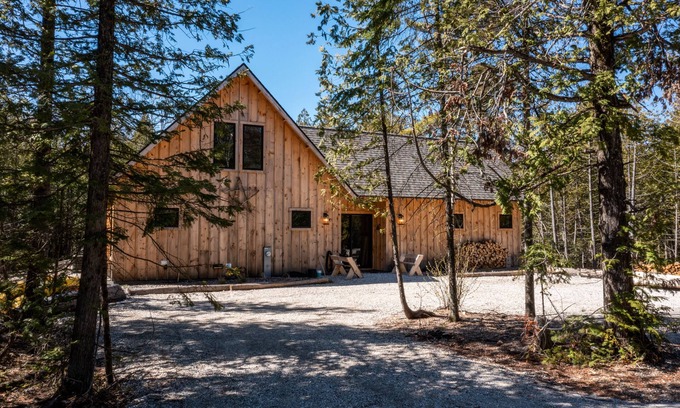 North Bay Casa | Winding Down - A Retreat on the "Quiet Side"
