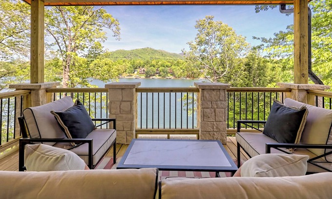 Hiawassee Casa | Windjammer Lakehouse - by Chatuge Home Concierge lakefront, pool table, Fire pit, SUP, Kayaks, private dock with covered boat slip