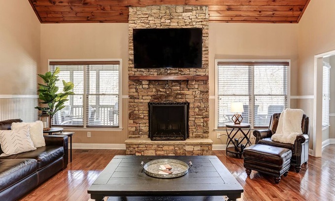 Big Canoe Casa | Windmill Cottage | Live in luxury with big screen TVs and great outdoor spaces!