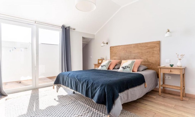Baiona Apartamento | Windmill Escape - Areia Townhouse