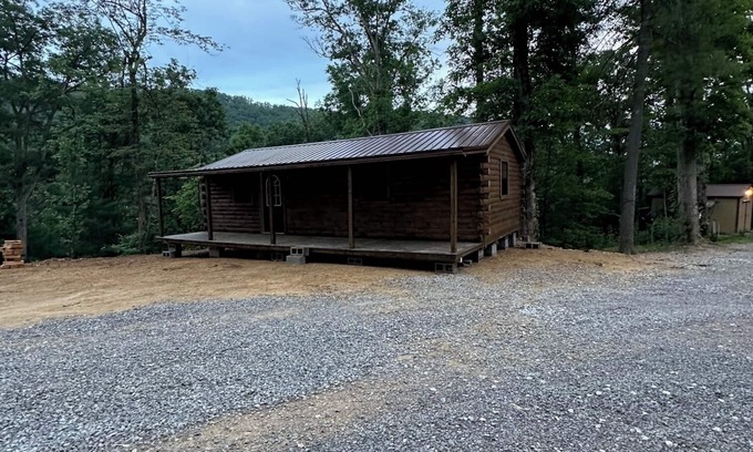 Ashley Oaks Cabina | Windrock Ridge - Hana Sleep 5