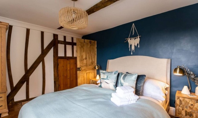 Chipping Norton Casa | Windsor Cottage - Bolthole in the heart of CN