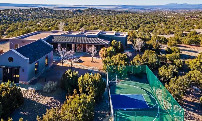 Eldorado at Santa Fe Casa | Windy Acres Retreat