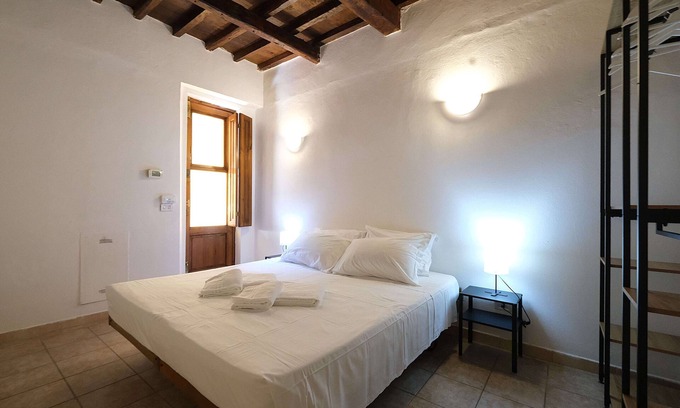 Sant' Ambrogio Apartamento | Wine Apartments Florence Sagrantino