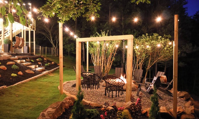 Dahlonega Cabina | Wine Country Luxe 5BR w Views & Hottub, Pet Friendly!