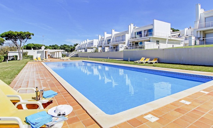Vilamoura Chalet De Esquí | WINE VILLA