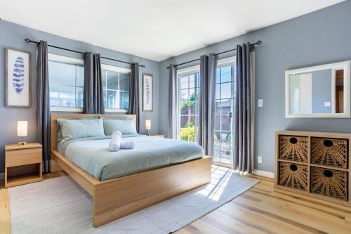 Hayward Casa | Wine Waves & Comfort 2BR Bay Area Beauty