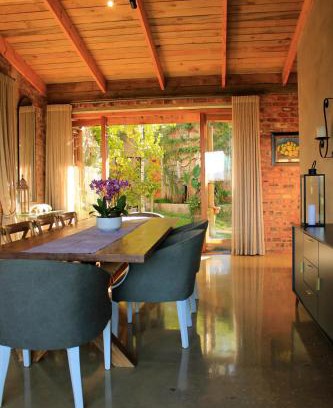 Riebeek Kasteel Casa | Winelands Manor Vineyard Views