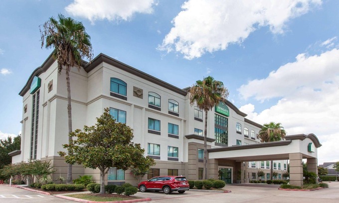 Willowbrook Hotel | Wingate by Wyndham - Houston/Willowbrook