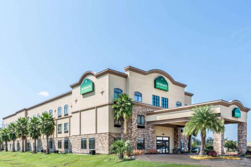 Lake Charles Hotel | Wingate by Wyndham Lake Charles Casino Area