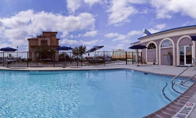 San Marcos Hotel | Wingate by Wyndham San Marcos