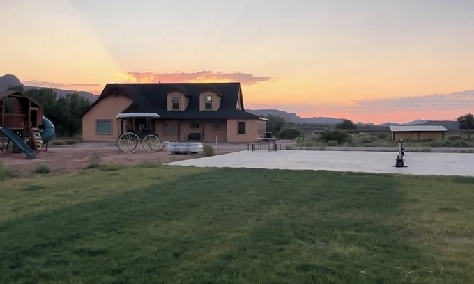 Torrey Villa | Wingate House at Sand Creek Homestead