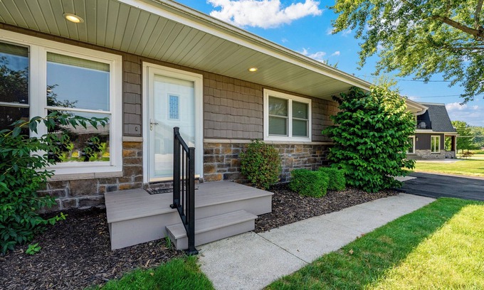 Warsaw Casa | Winona Lake Access With Pier