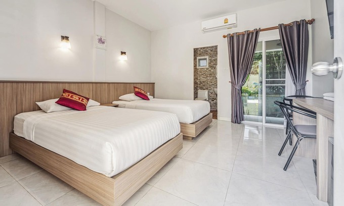 Ban Bo Han Hotel | Winrisa Place
