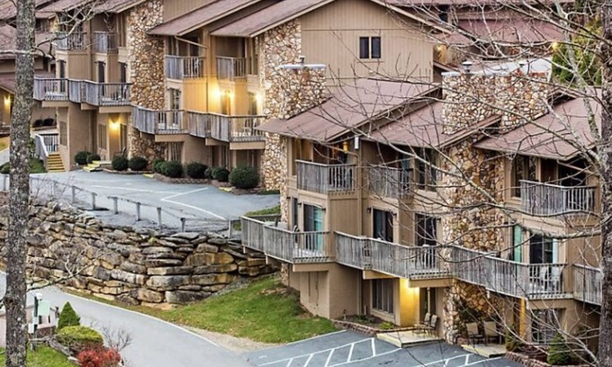 Banner Elk Complejo | Winter get-away in charming 2-bedroom loft in beautiful Banner Elk.