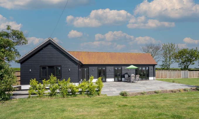 Irstead Casa | Winterton Cottages | The Old Stable