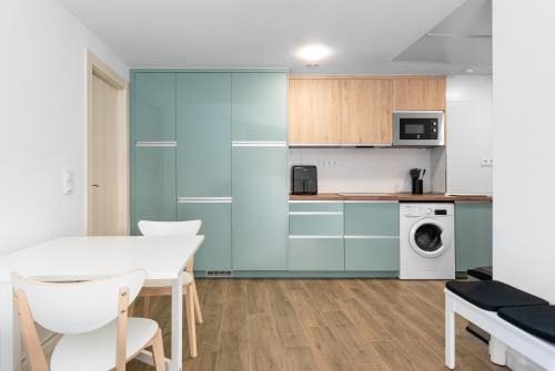 Rincón de la Victoria Apartamento | Wintowinrentals charming apartament & new building, close beach