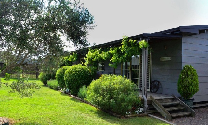 Nulkaba Cabaña | Wirral Grange Vineyard & Cottage