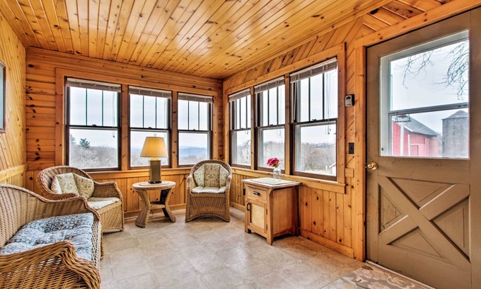Merrimac Cabaña | Wisconsin River Valley Farmhouse: Fire Pit & View