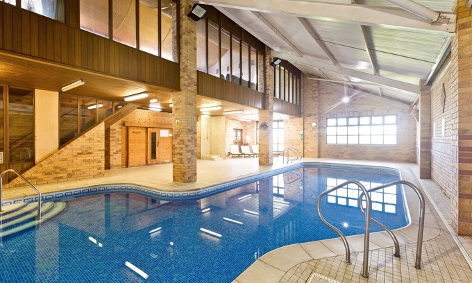 Knockerdown Apartamento | Wisels Cottage With Shared Swimming Pool & Games Room