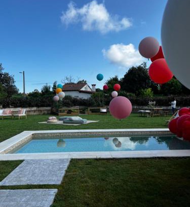 Lamadrid Casa | Wishome - Cuadra rehabilitada, piscina climatizada, Comillas