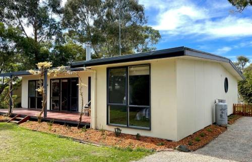 Inverloch Casa | Wisteria Cottage Pet Friendly