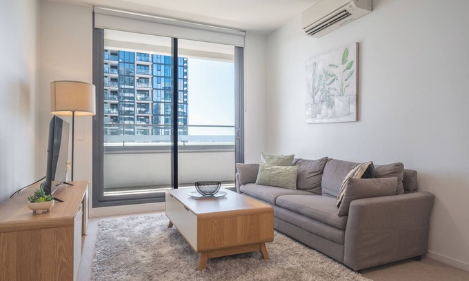 Footscray Apartamento | With 2 bedrooms, 2 bathrooms, this apartment impresses with its breathtaking panoramic views