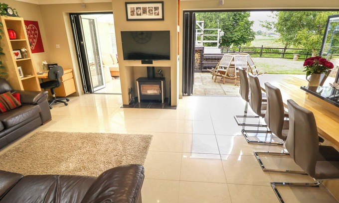Lincoln Cabaña | Witham View