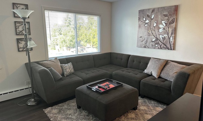 South Addition Apartamento | Within walking distance to downtown. Near shopping, attractions, and nightlife