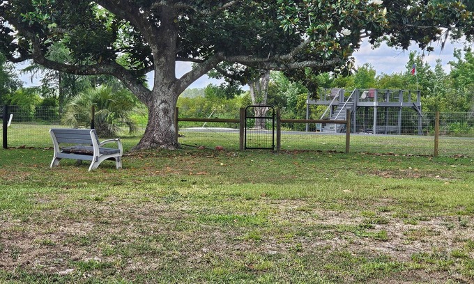 Citrus Springs Casa | Withlacoochee River w/ kayaks