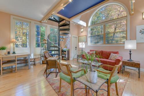 Hot Springs Casa | WNC French Broad RiverWalk Retreat with WiFi