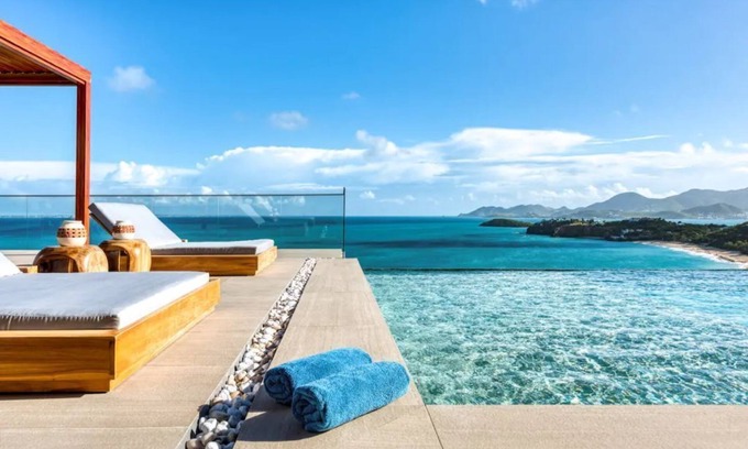 Les Terres Basses Villa | WORLD CLASS VILLA WITH THE BEST VIEWS ON THE ISLAND