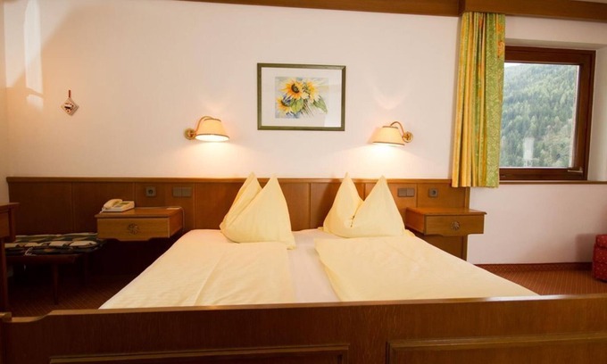 Bad Kleinkirchheim Cama Y Desayuno | Wohlfühldoppelzimmer mit Balkon - Hotel-garni Haus Sonnblick